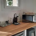 Проживание в семье Les Bois Flottes . De La Verne