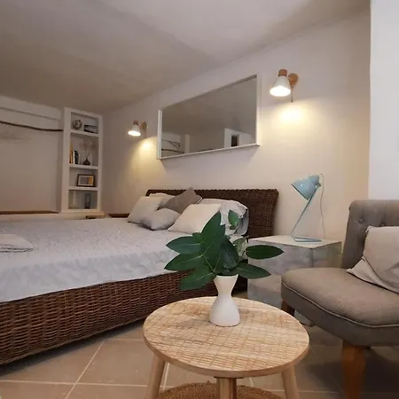 Les Bois Flottes . De La Verne Rum i privatbostad La Seyne-sur-Mer